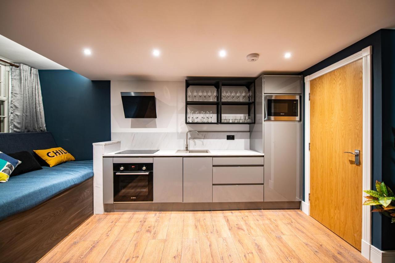 The Nest - Luxury 16 Person Apt W Jacuzzi & Parking Blackpool Kültér fotó