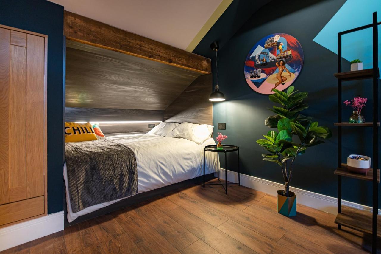 The Nest - Luxury 16 Person Apt W Jacuzzi & Parking Blackpool Kültér fotó