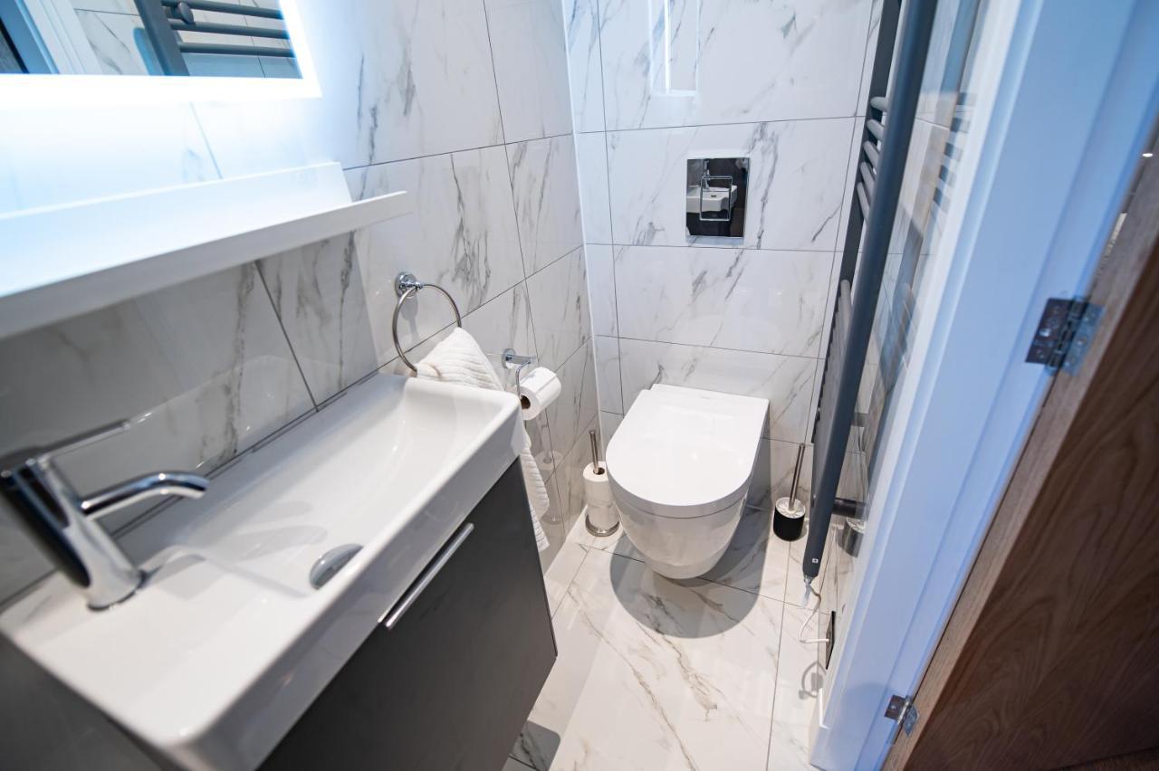 The Nest - Luxury 16 Person Apt W Jacuzzi & Parking Blackpool Kültér fotó