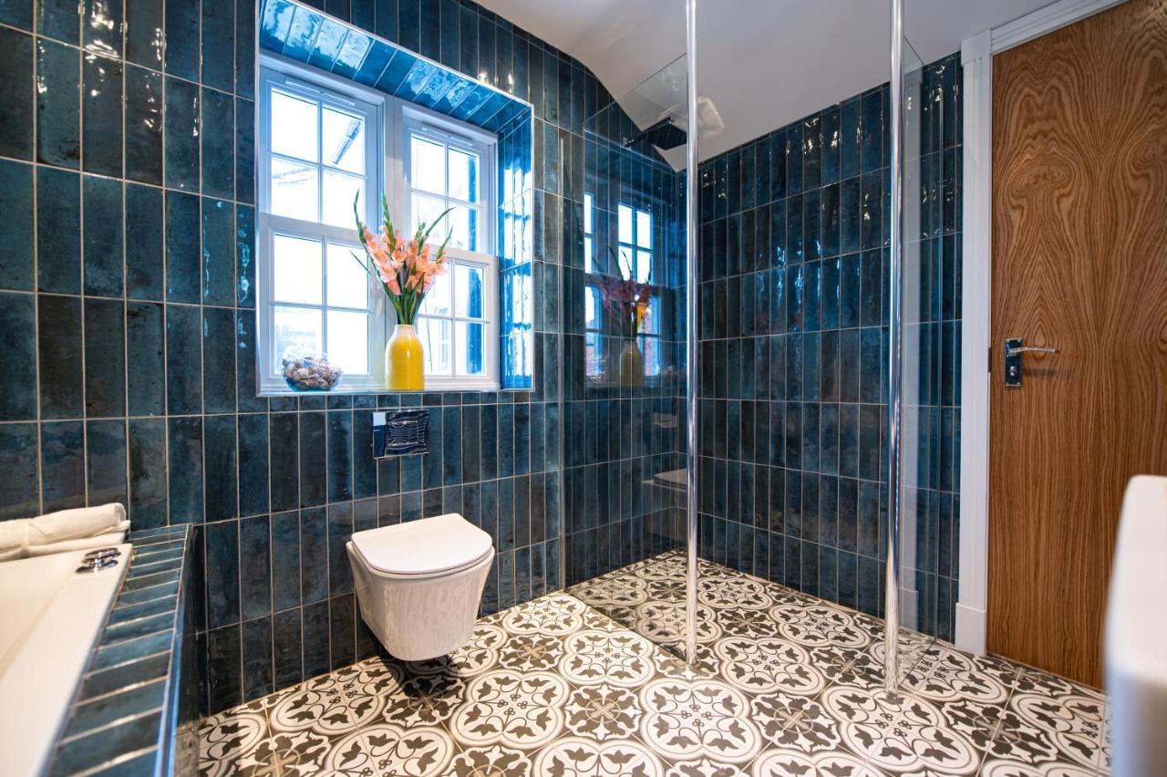 The Nest - Luxury 16 Person Apt W Jacuzzi & Parking Blackpool Kültér fotó